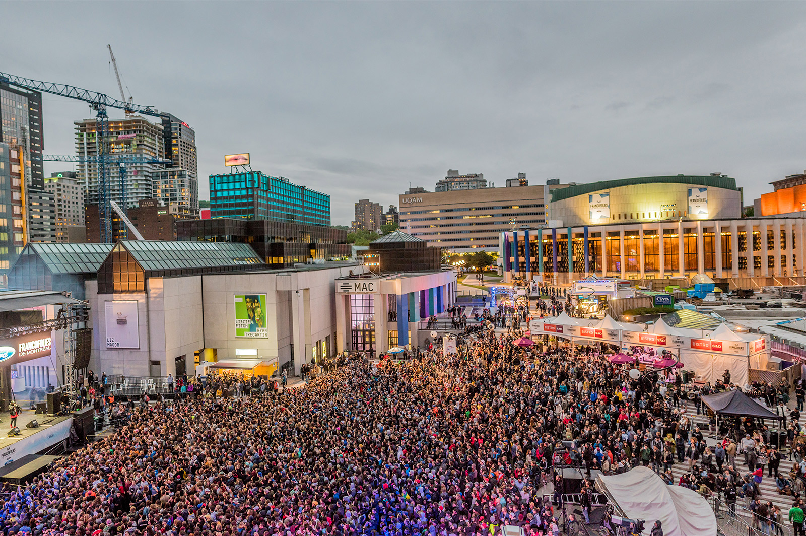 Festival International De Jazz De Montr al Place Des Arts